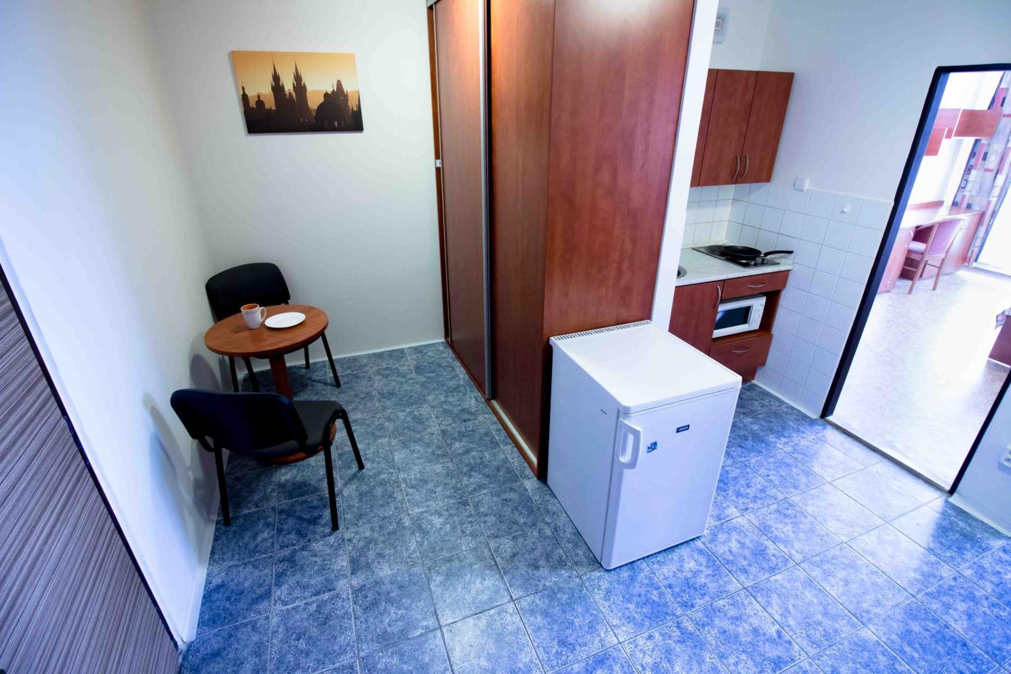 Auberge de jeunesse Eislerova Kolej Jarov à Prague Extérieur photo