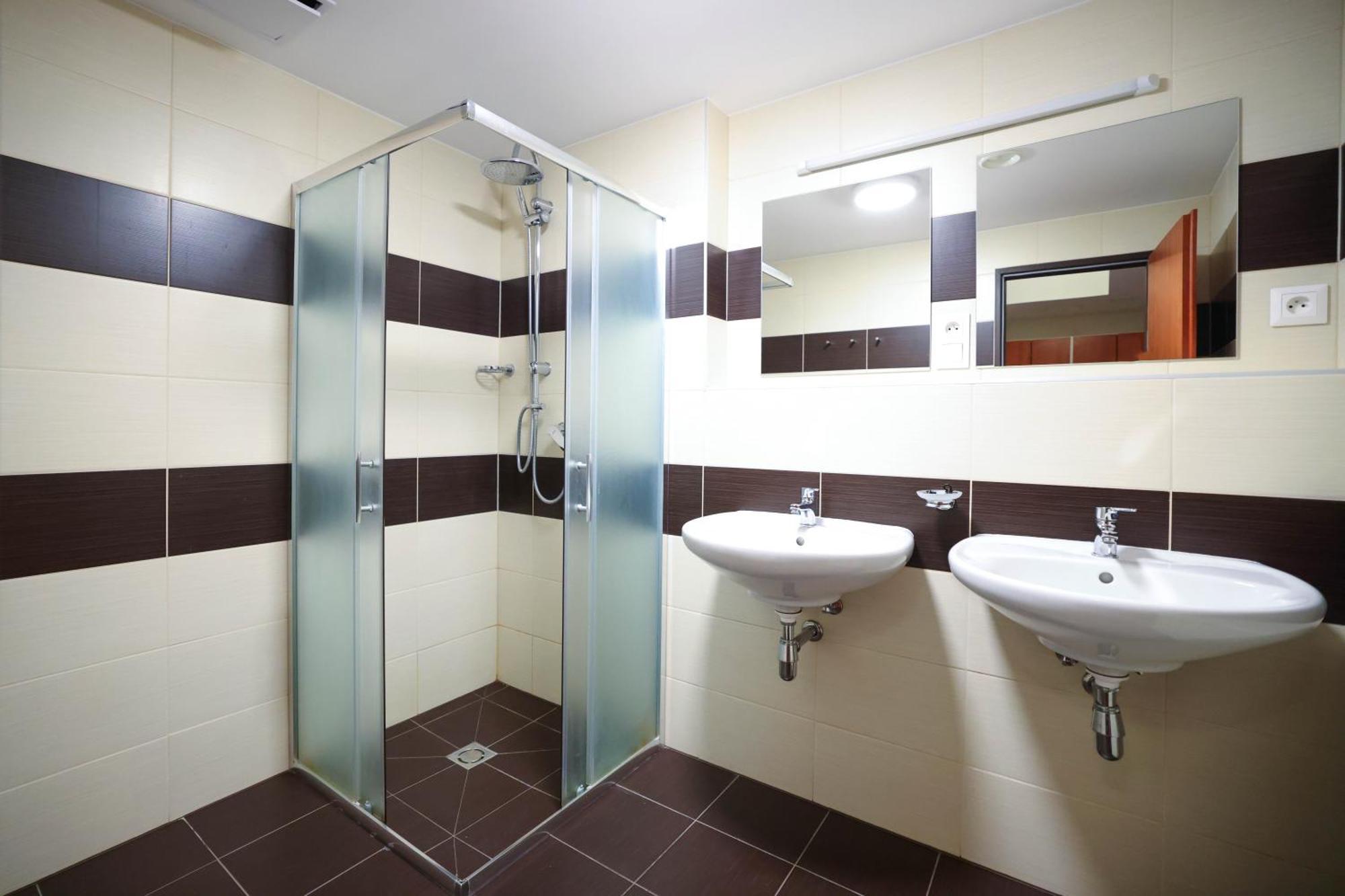 Auberge de jeunesse Eislerova Kolej Jarov à Prague Extérieur photo