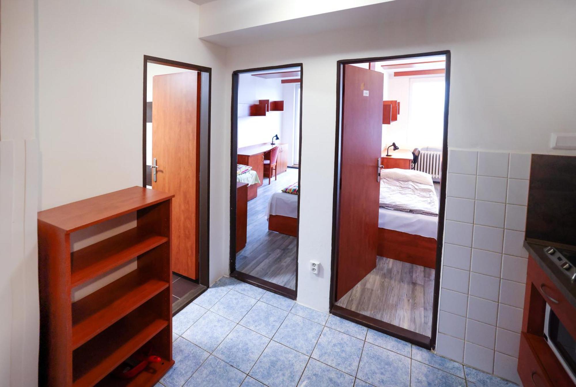 Auberge de jeunesse Eislerova Kolej Jarov à Prague Extérieur photo